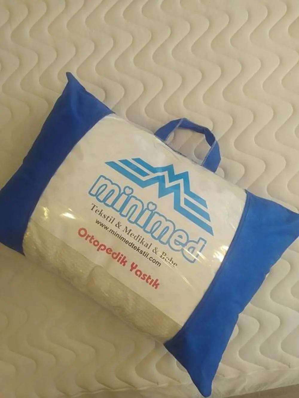 Yastık 90465 Ortopedik Visco Sünger Ve Silikon Yumuşak Model 1 AD