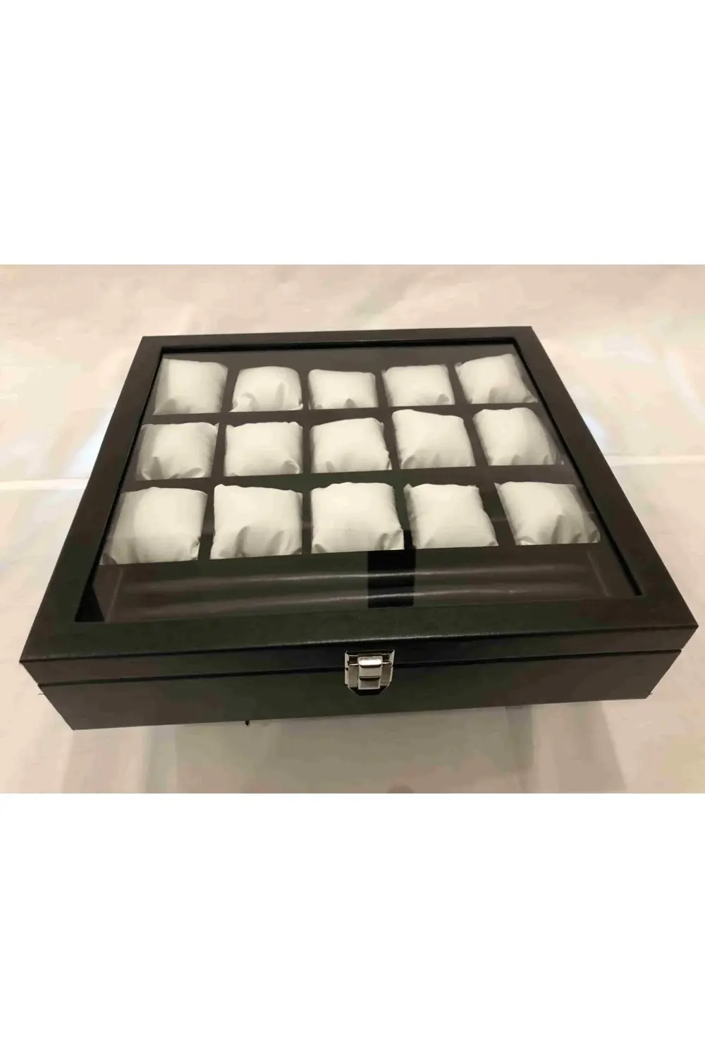 Yatak Odası Düzenleyici Dışı Siyah Içi Kadife 15 Farklı Gözlü Kol