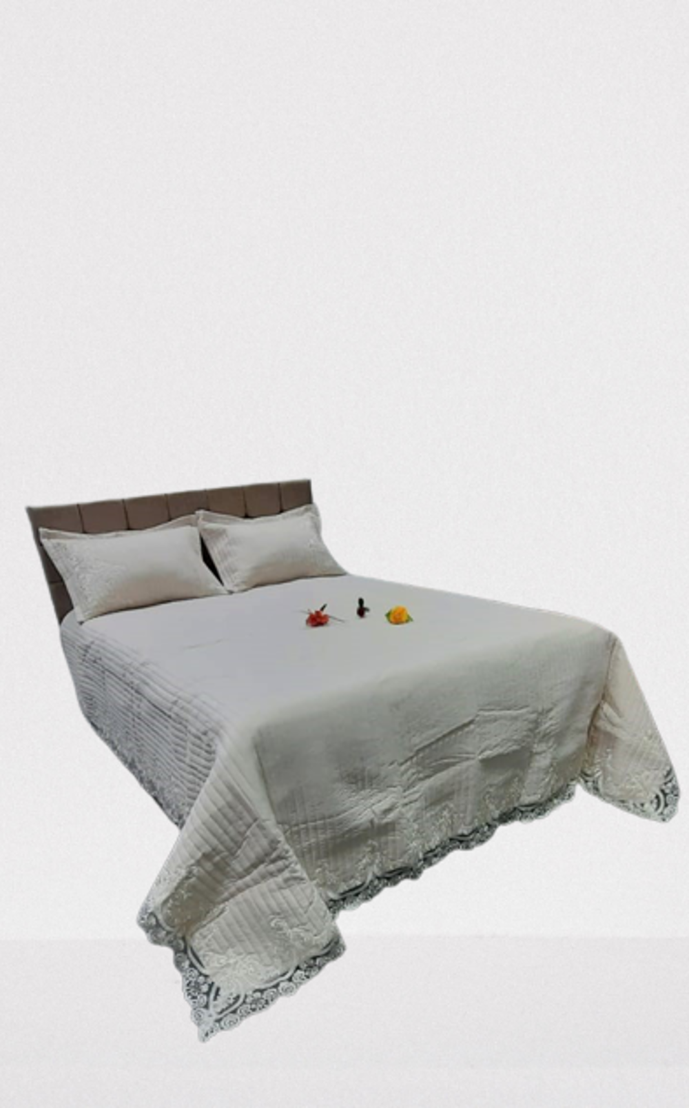 Yatak Örtüsü 19687 Zümrüt Çift Kişilik  Dantelli Krem %80 Pamuk E