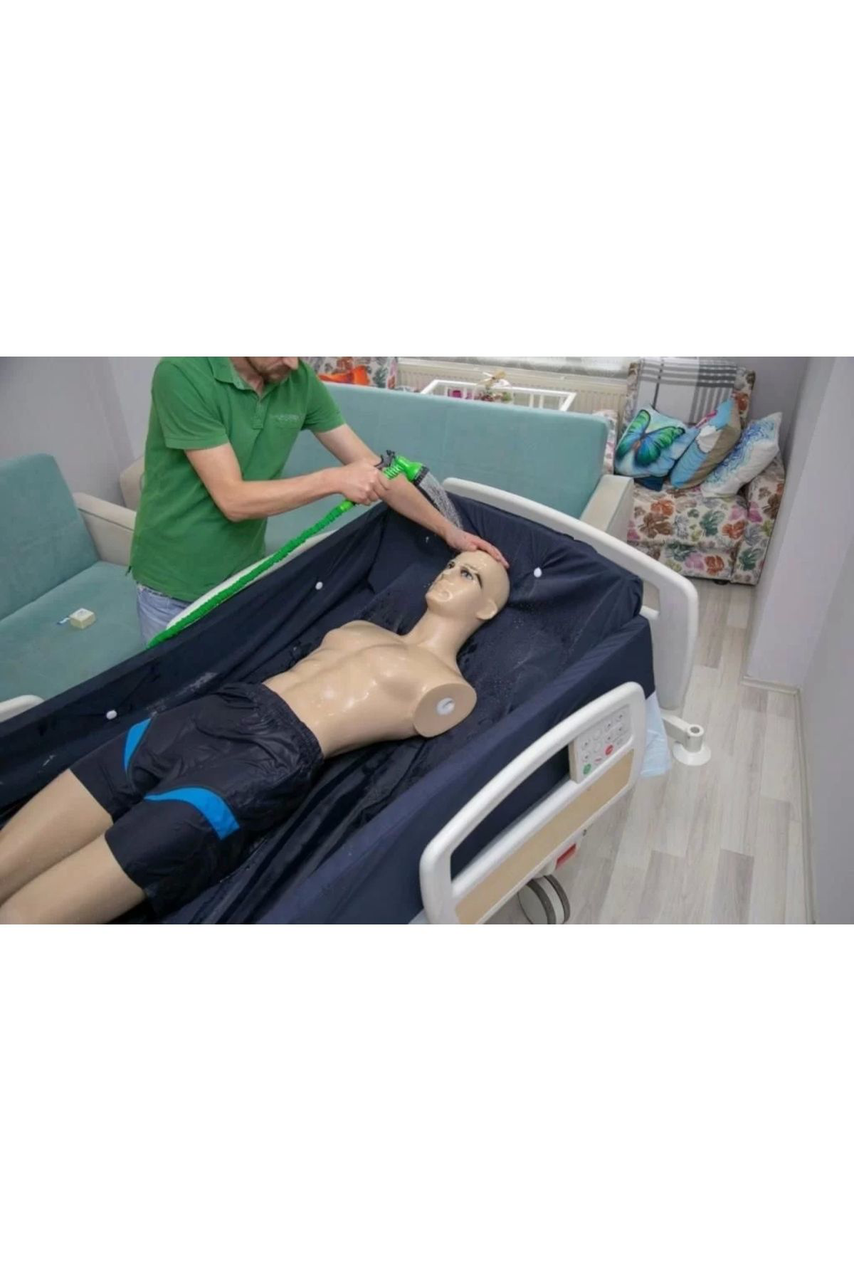 We Chem Yatalak Hastalara Evde Yıkama Havuzu