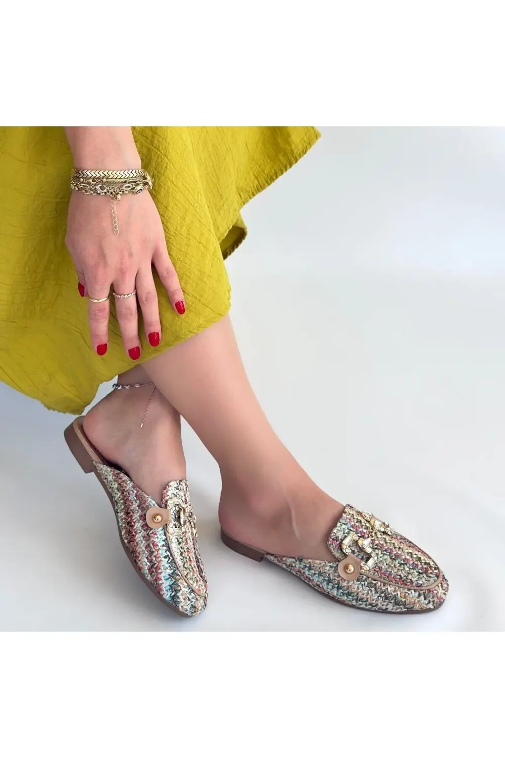 Yenda Renkli Dokumalı Terlik Yenda Renkli Dokumalı Terlik
