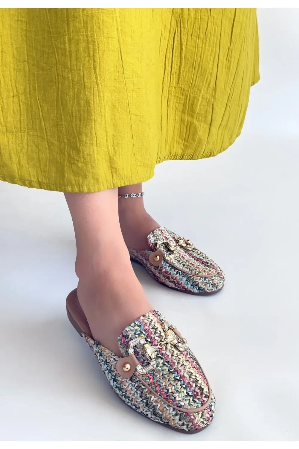Yenda Renkli Dokumalı Terlik Yenda Renkli Dokumalı Terlik
