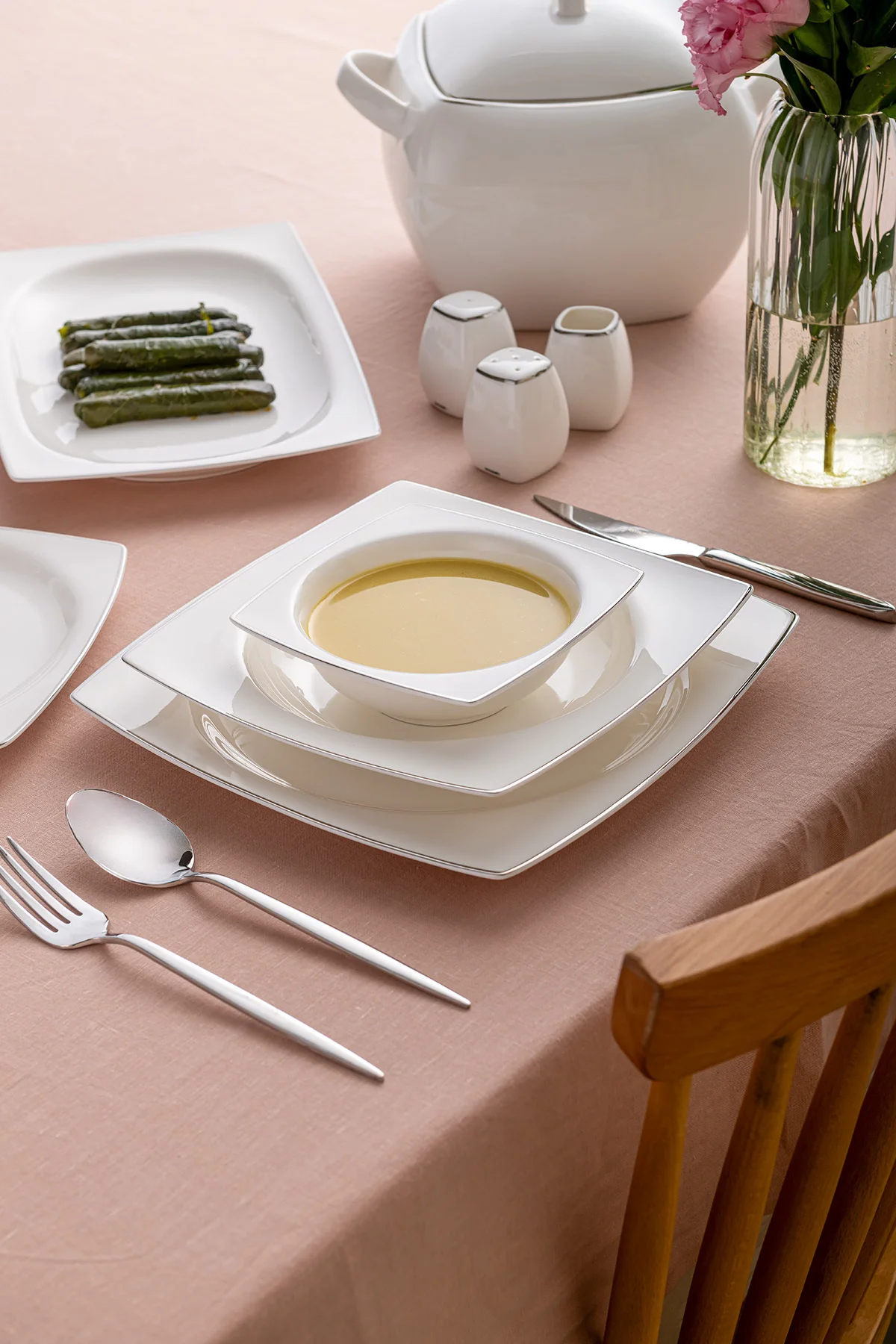 Yeni Karmen 60 Parça 12 Kişilik Yemek Takımı Kare Platin