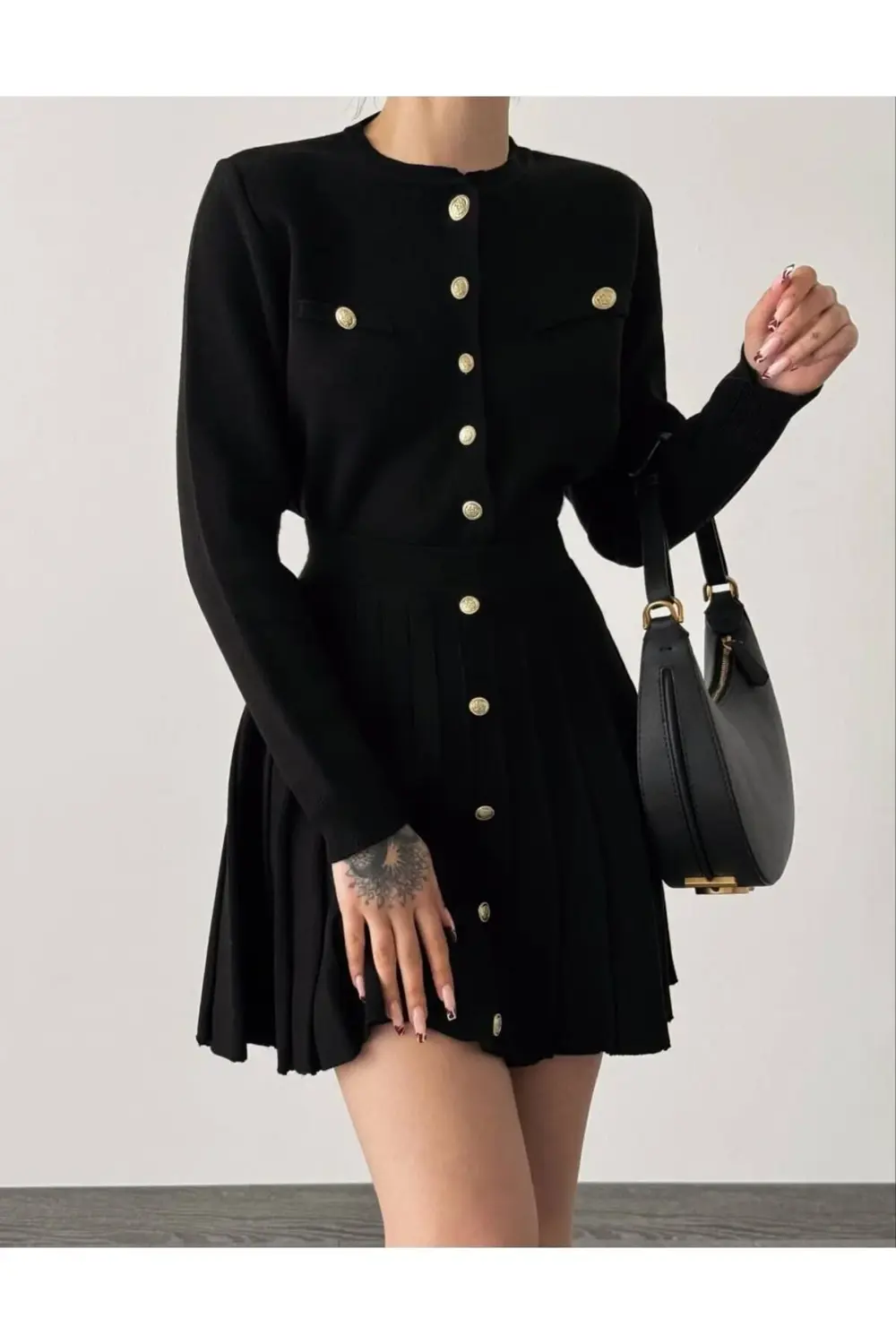 Yeni Model- Rozelinde frense Triko Düğmeli Etekli Takım .