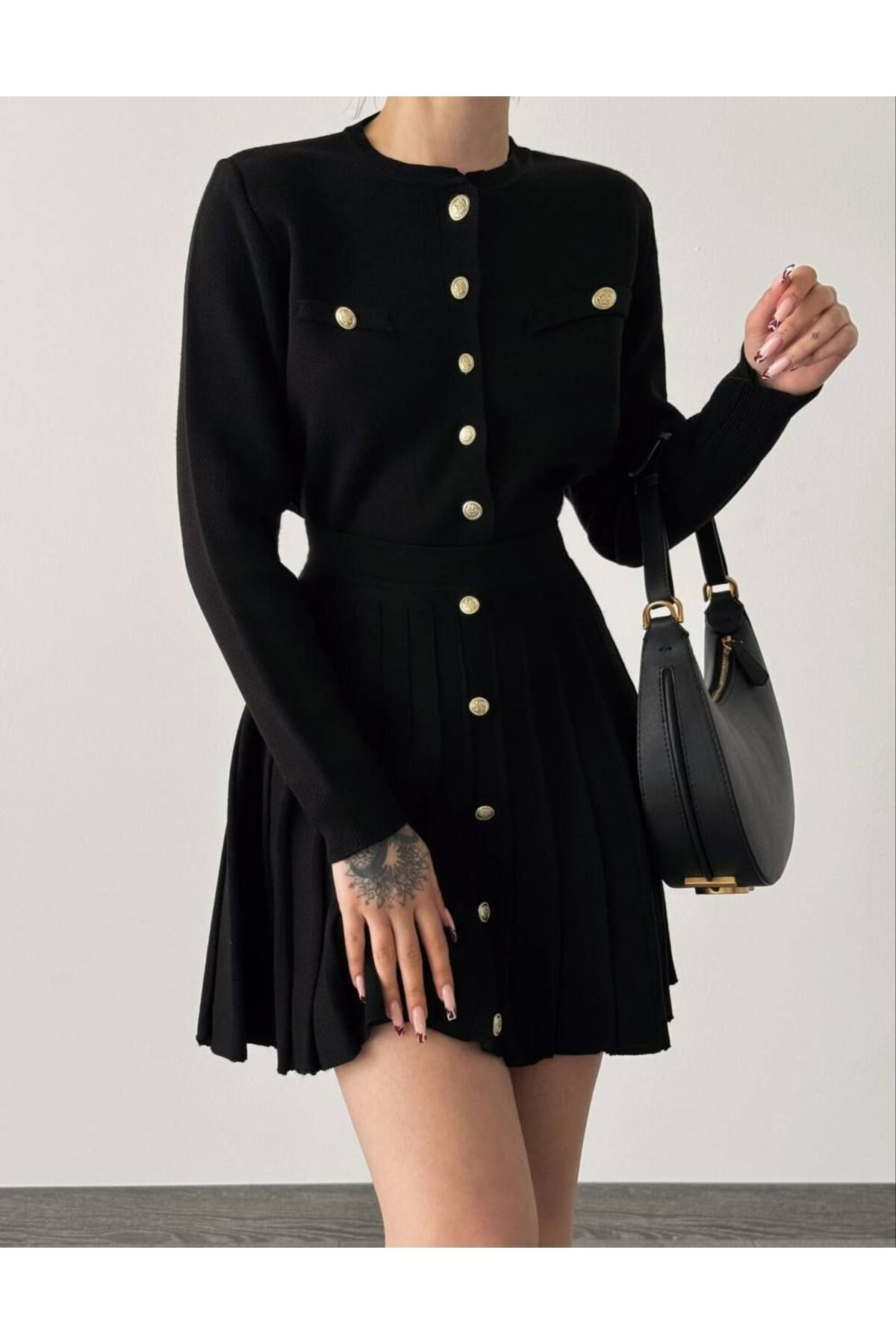 Abalı Yeni Model-Triko Düğmeli Etekli Takım  İtalian Model