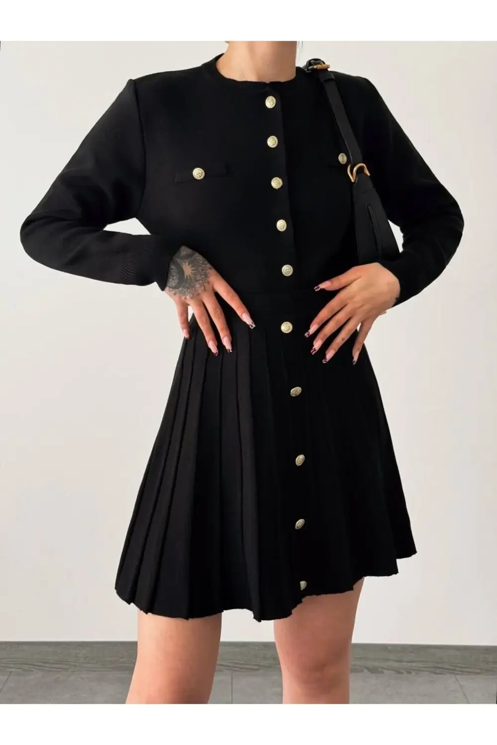 Yeni Model-Triko Düğmeli Etekli Takım  italian model