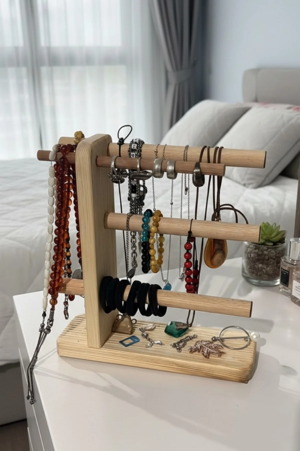 Yeni Nesil Ahşap Takı Düzenleyici, Modern 4 Kollu Takı Organizeri