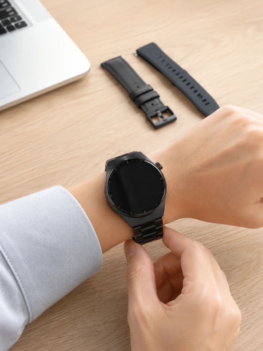 Yeni Nesil Akıllı Saat Bluetooth Görüşme, Sağlık Takibi, AMOLED Ekran ve 3 Kordon Seti