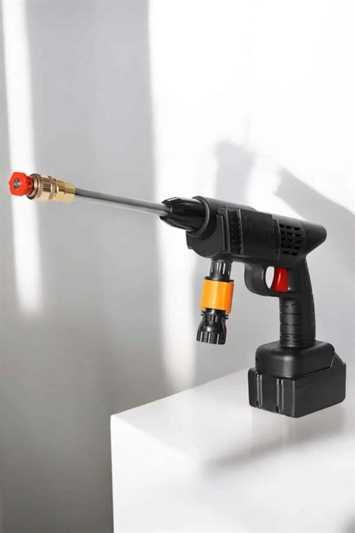 Yeni Nesil Araç Yıkama Şarjlı Tabancası Basınçlı Su Hazneli - Lis