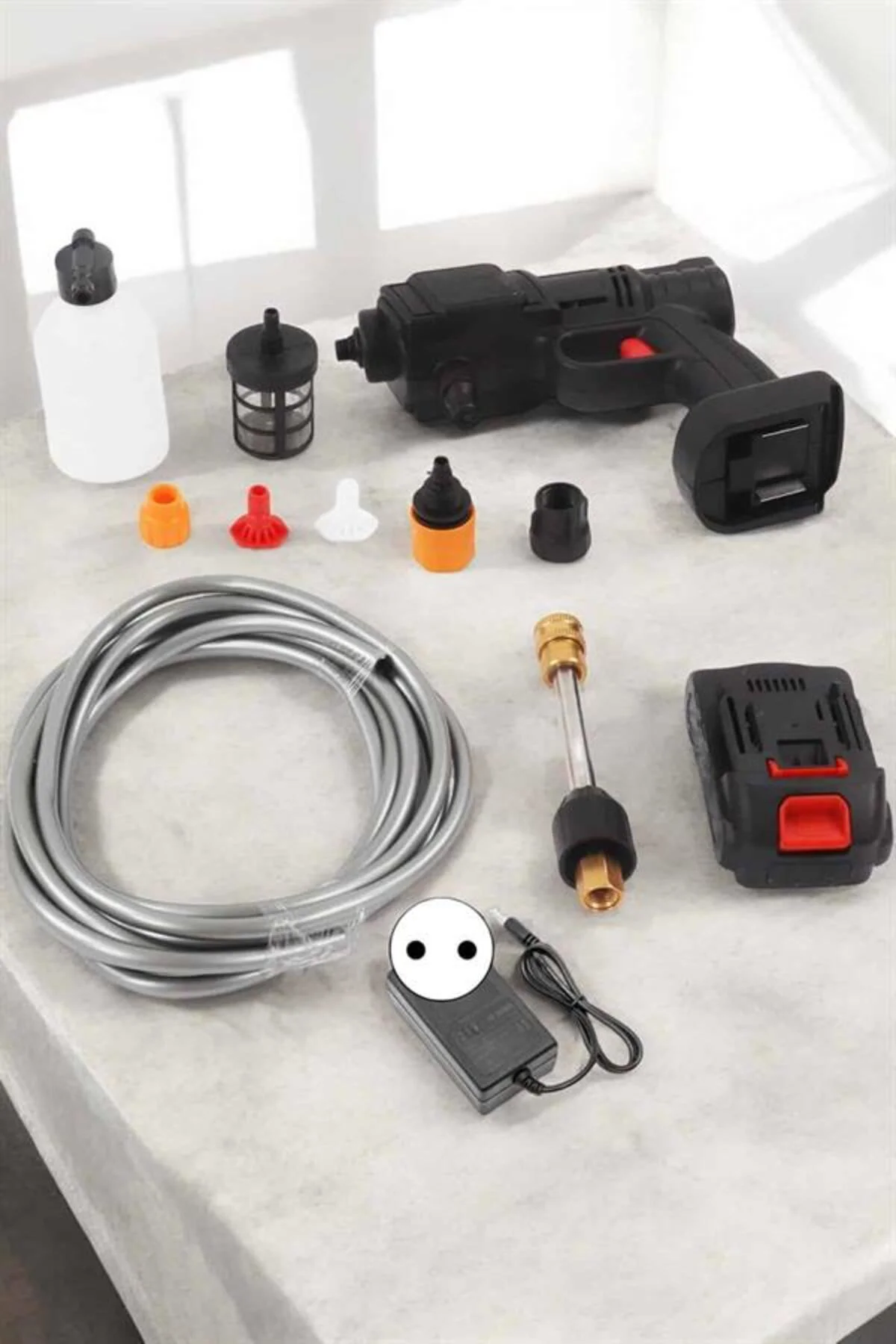 Yeni Nesil Araç Yıkama Şarjlı Tabancası Basınçlı Su Hazneli - Lis