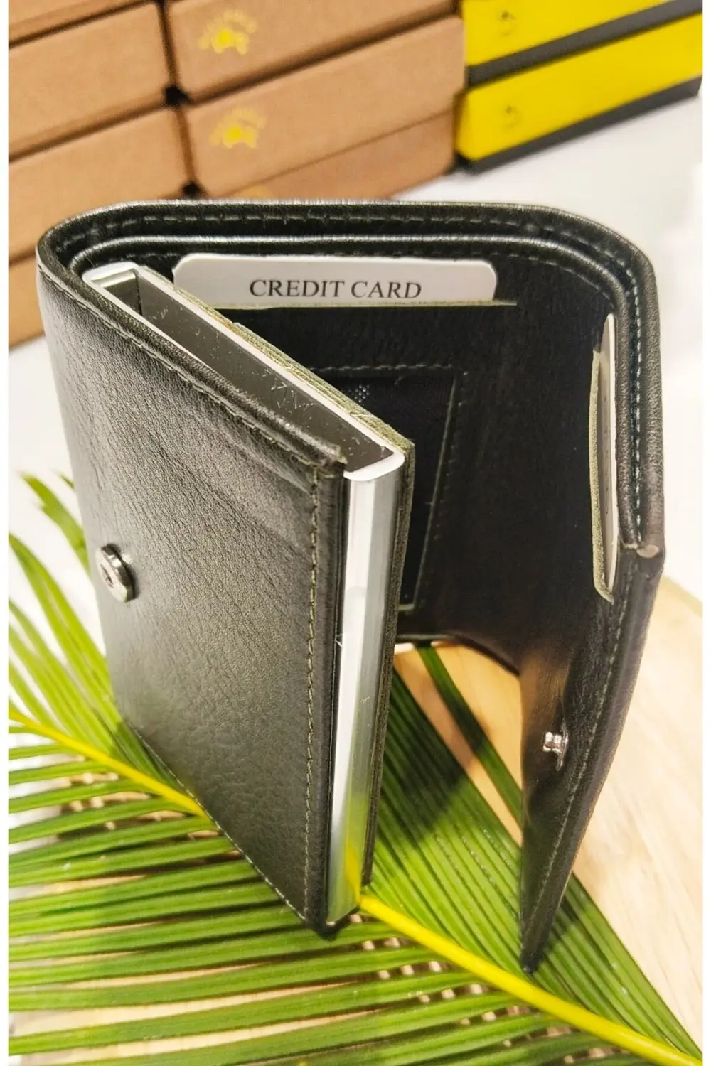 Yeni Nesil Deri Mekanizmalı Lüks Cüzdan