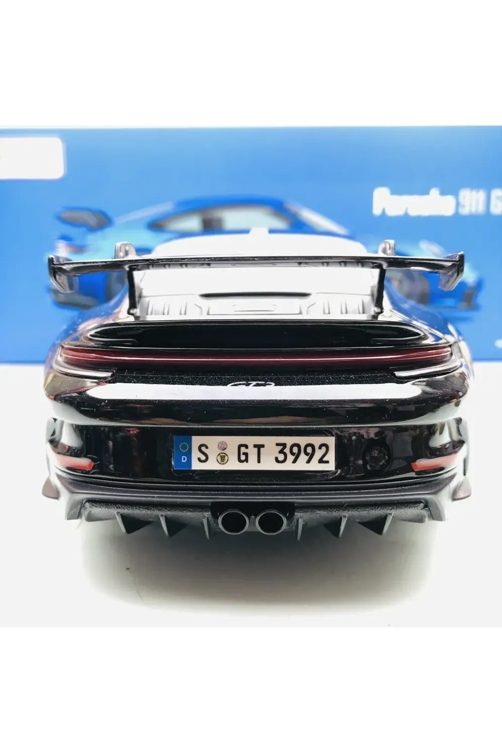 YENİ - NEW 2022 Porsche 911 (992) GT3 Black 1:18 Ölçek Maisto Pre