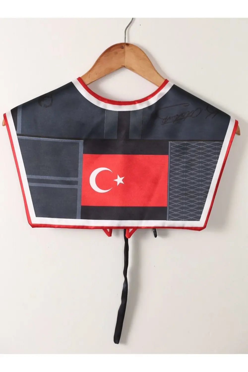 Yeni Stil Omuz Şalı Atatürk Fotoğraflı İmzalı Desenli