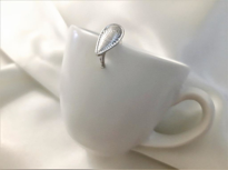 YENİ TARZ GÜMÜŞ KAPLAMA YAPRAK FİGÜR KIKIRDAK KÜPE-YTKK15