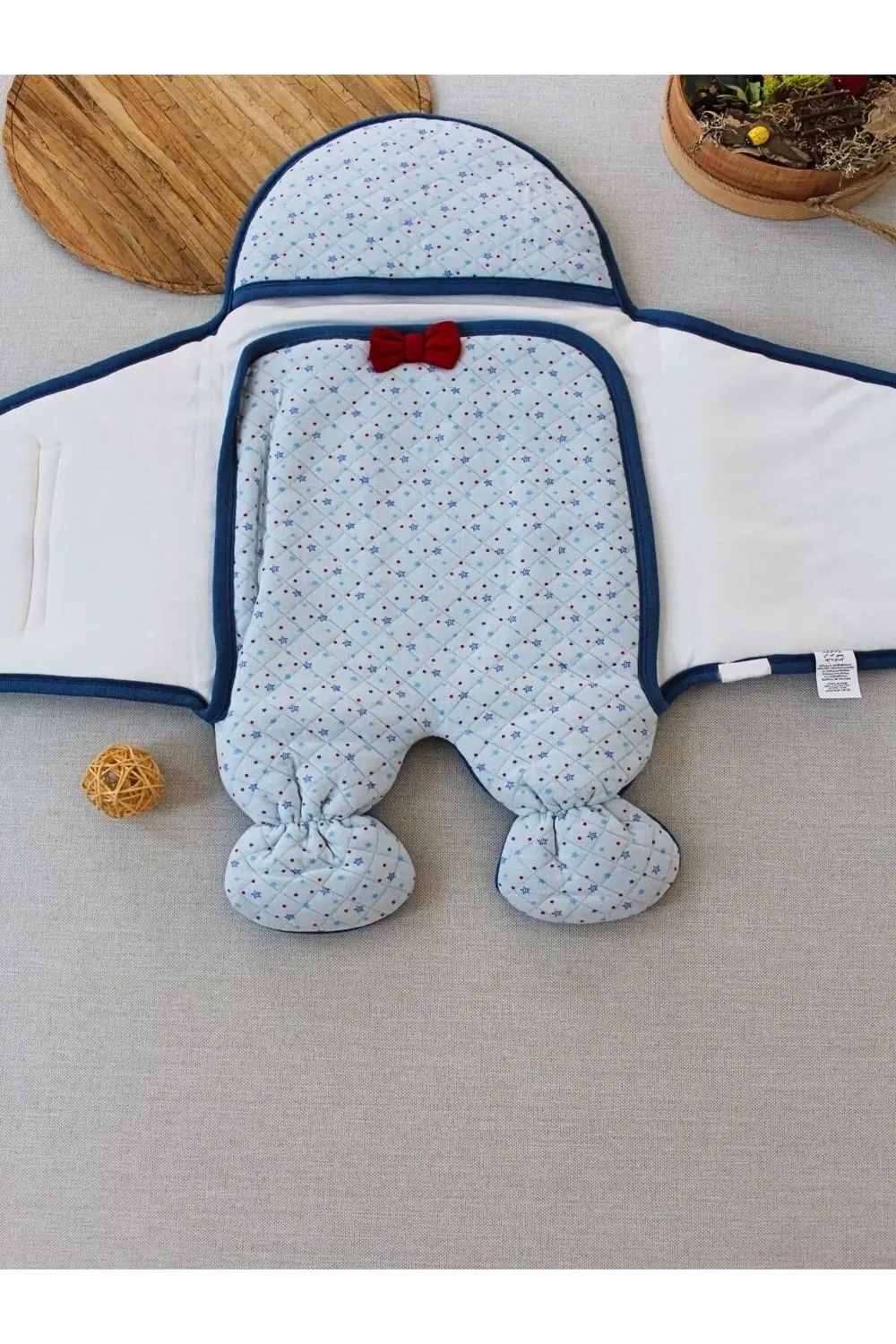 Yenidoğan Açılır Kucaklı Smokin Ayaklı Erkek Bebek Kundak Mavi
