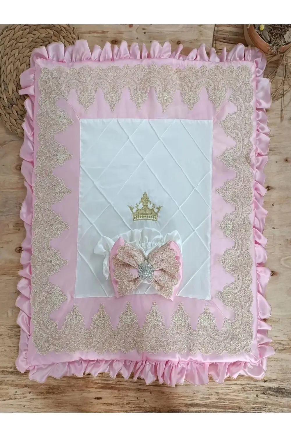 Yenidoğan Grand Lüks Kelebek Ağır Güpür İşlemeli Şapkalı Bebek Ba