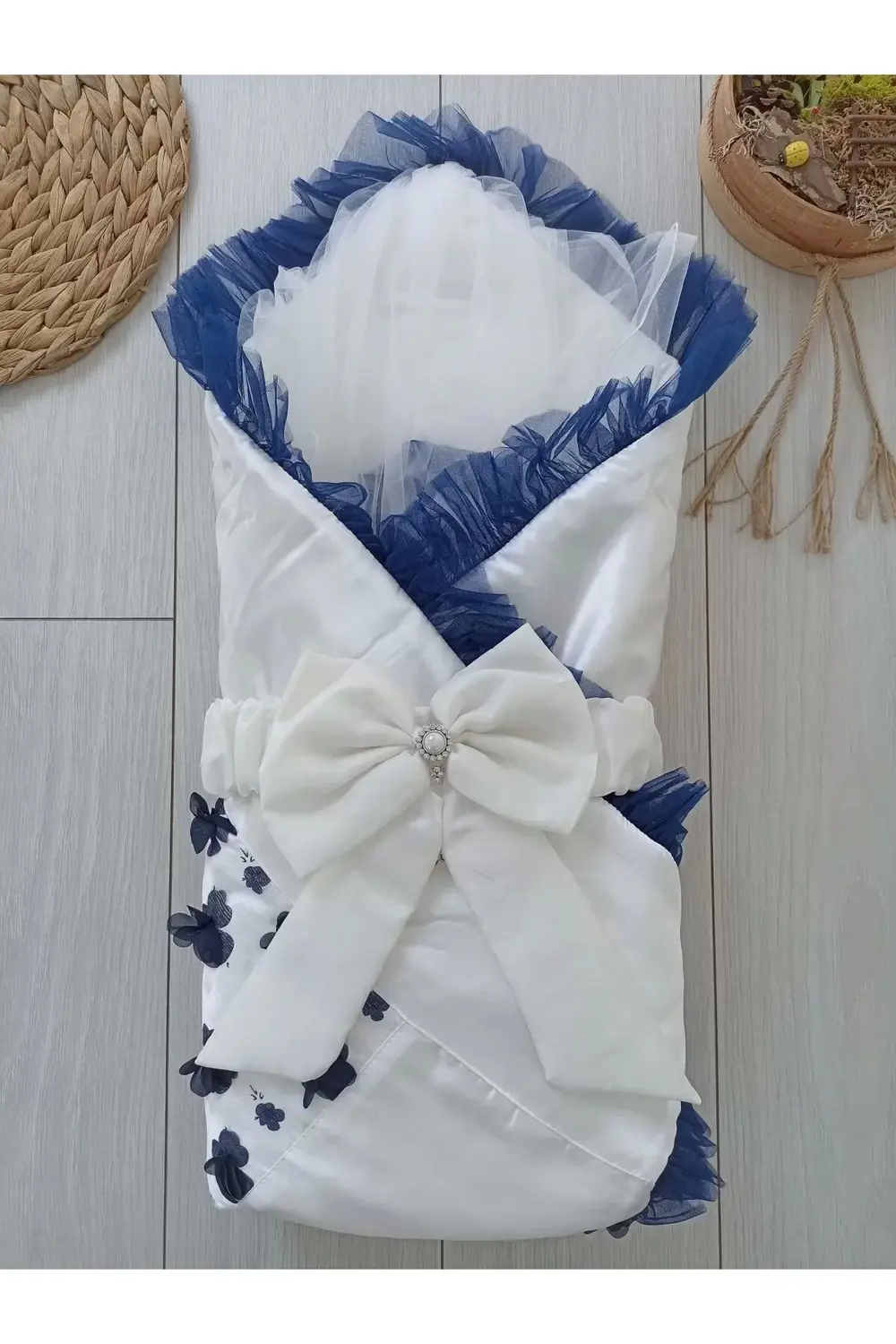 Yenidoğan İzmir İncisi Tül İşlemeli Pamuklu Fiyonklu Kundaklı Lük