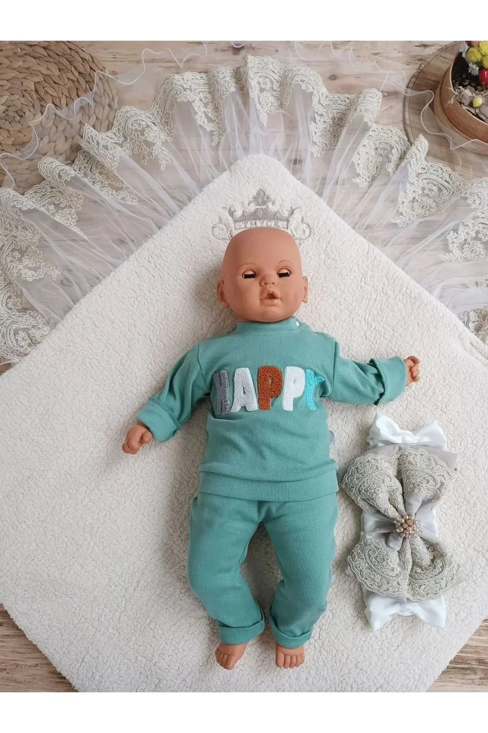 Yenidoğan Kuzulu Taç Nakış Güpürlü Fiyonklu Duvaklı Prizma Taş Un