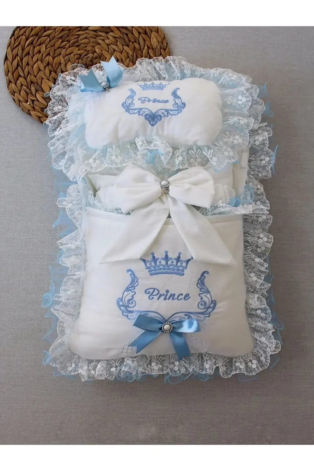 Yenidoğan Nil Taç Nakışlı Kundaklı Trilüks 3lü Alt Açma Seti Mavi