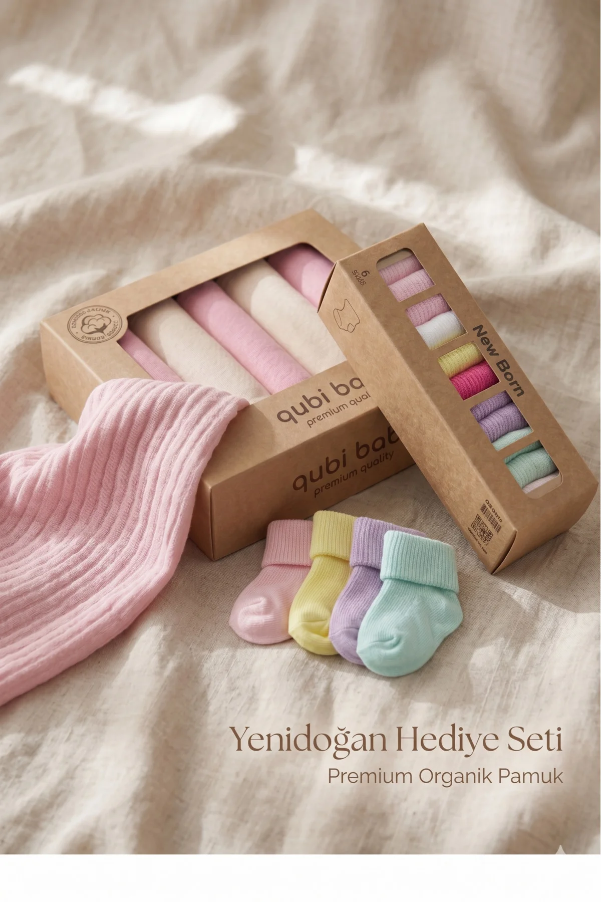 Yenidoğan Premium Hediye Seti Müslin Örtü & Bebek Çorap Kutulu Set Yenidoğan Premium Hediye Seti Müslin Örtü & Bebek Çorap Kutulu Set