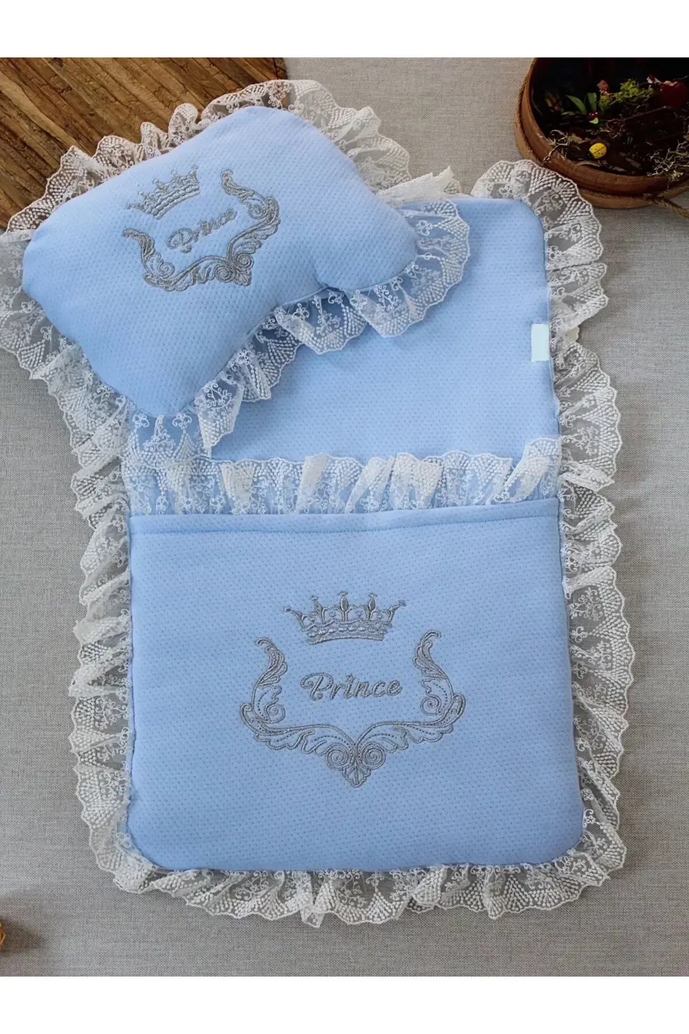 Yenidoğan Sahra Taç Nakışlı Trilüks 2li Alt Açma Seti Mavi