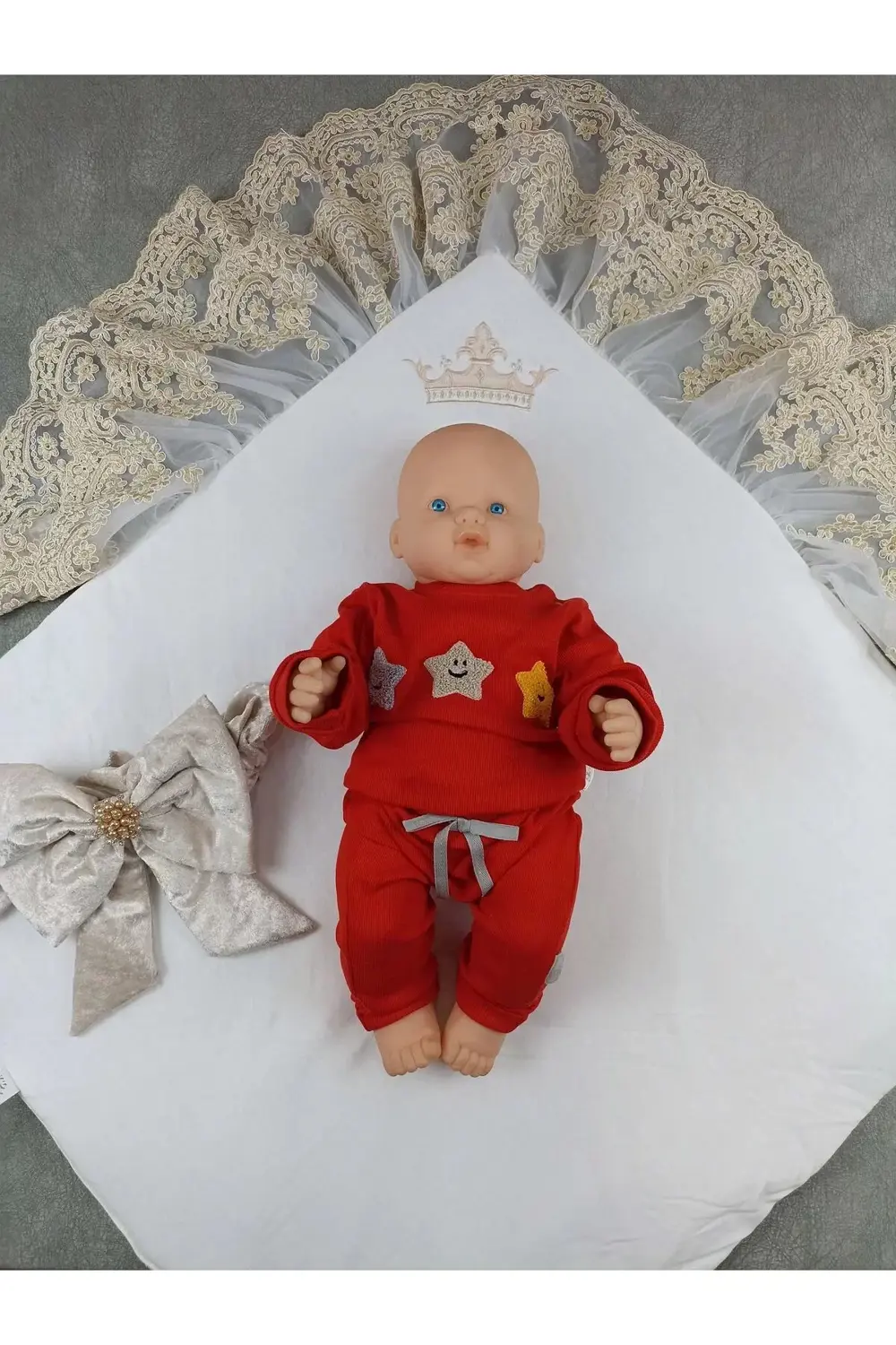 Yenidoğan Saray Kadife Taç Nakışlı İnci Fiyonklu Çift Dantel Duva