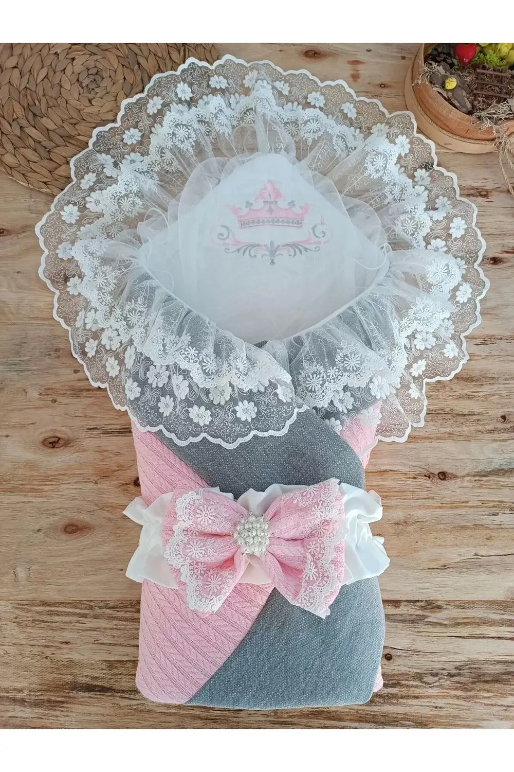 Yenidoğan Teri Cotton Taç Nakışlı Prizma Taş Kundak Bebek Battani