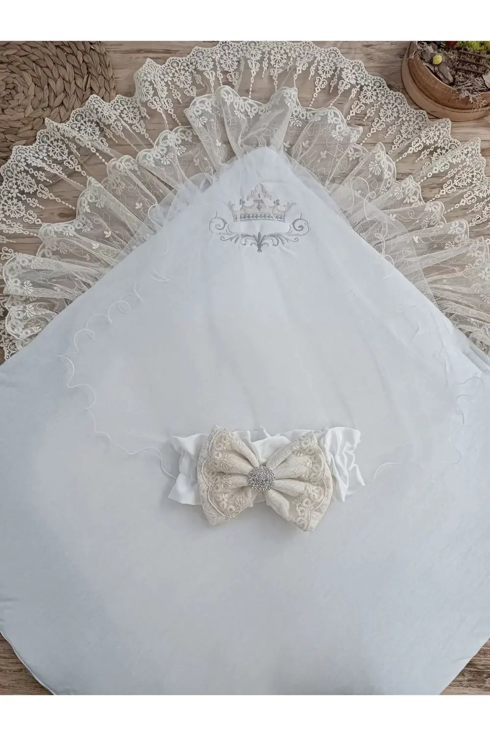 Yenidoğan Teri Cotton Taç Nakışlı Prizma Taş Kundak Bebek Battani