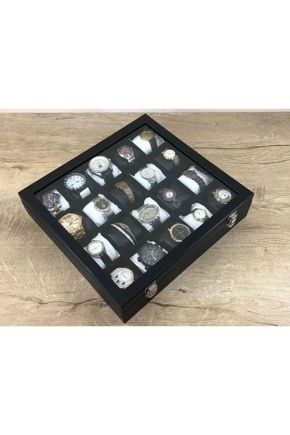 Yerli Üretim 20 Farklı Saat Alabilen Deri Kaplama Takı Kolye Bile