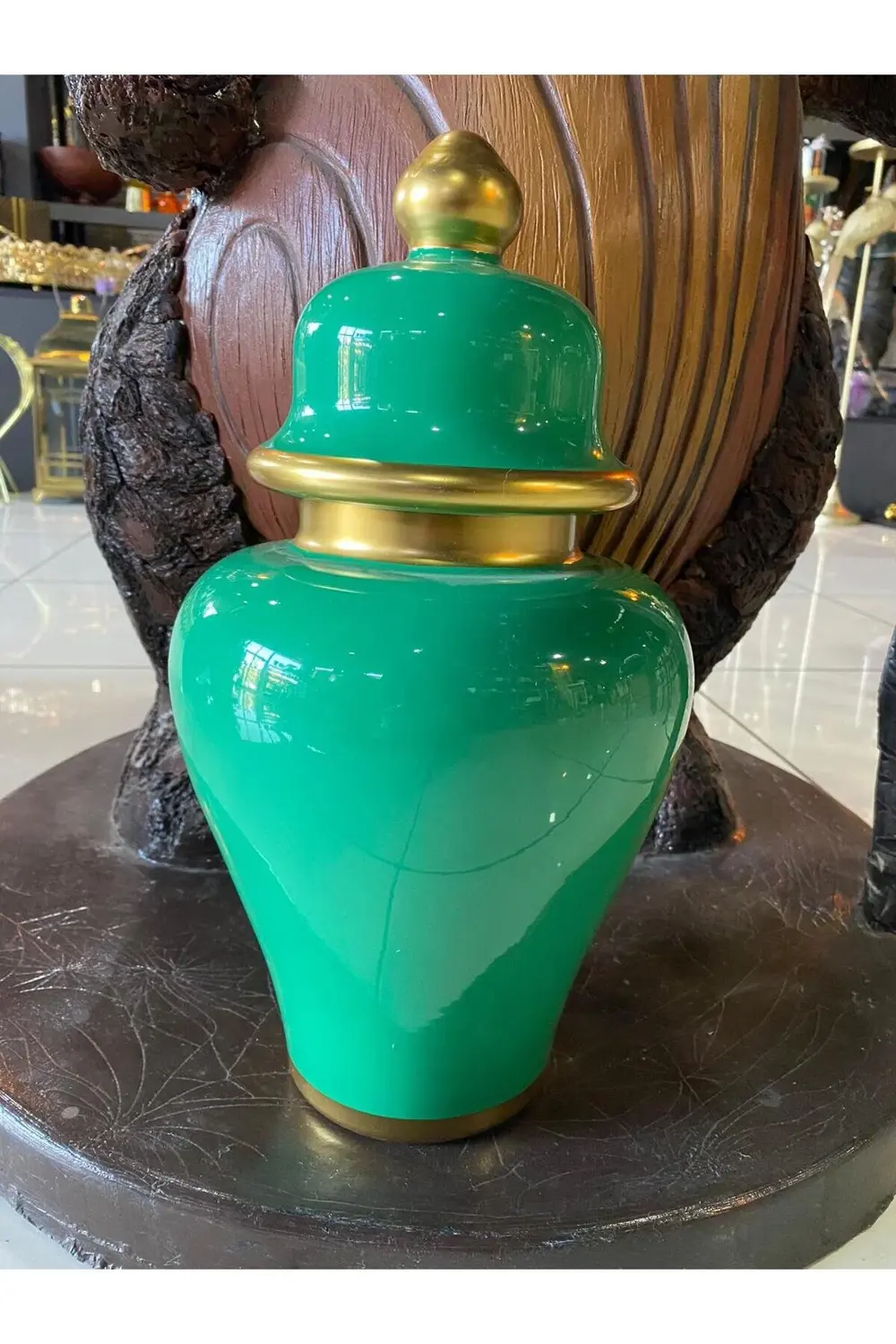 Yeşil Gold Detaylı Kapaklı Küçük Boy Küp Dekor Vazo 35cm