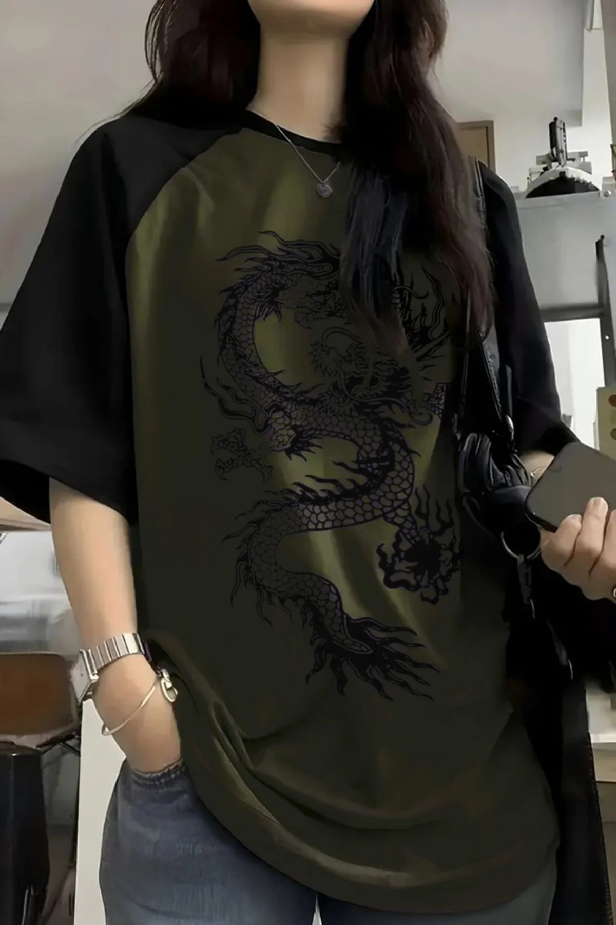 Yeşil Raglan Çin Mitolojisi Ejderha Baskılı Y2K Unisex T-Shirt Yeşil Raglan Çin Mitolojisi Ejderha Baskılı Y2K Unisex T-Shirt