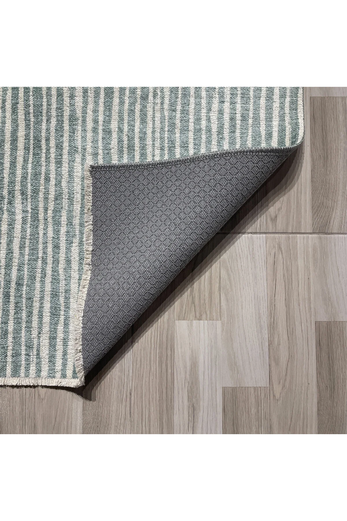 Yeşil saçaklı şönil pamuk dekoratif halı kilim