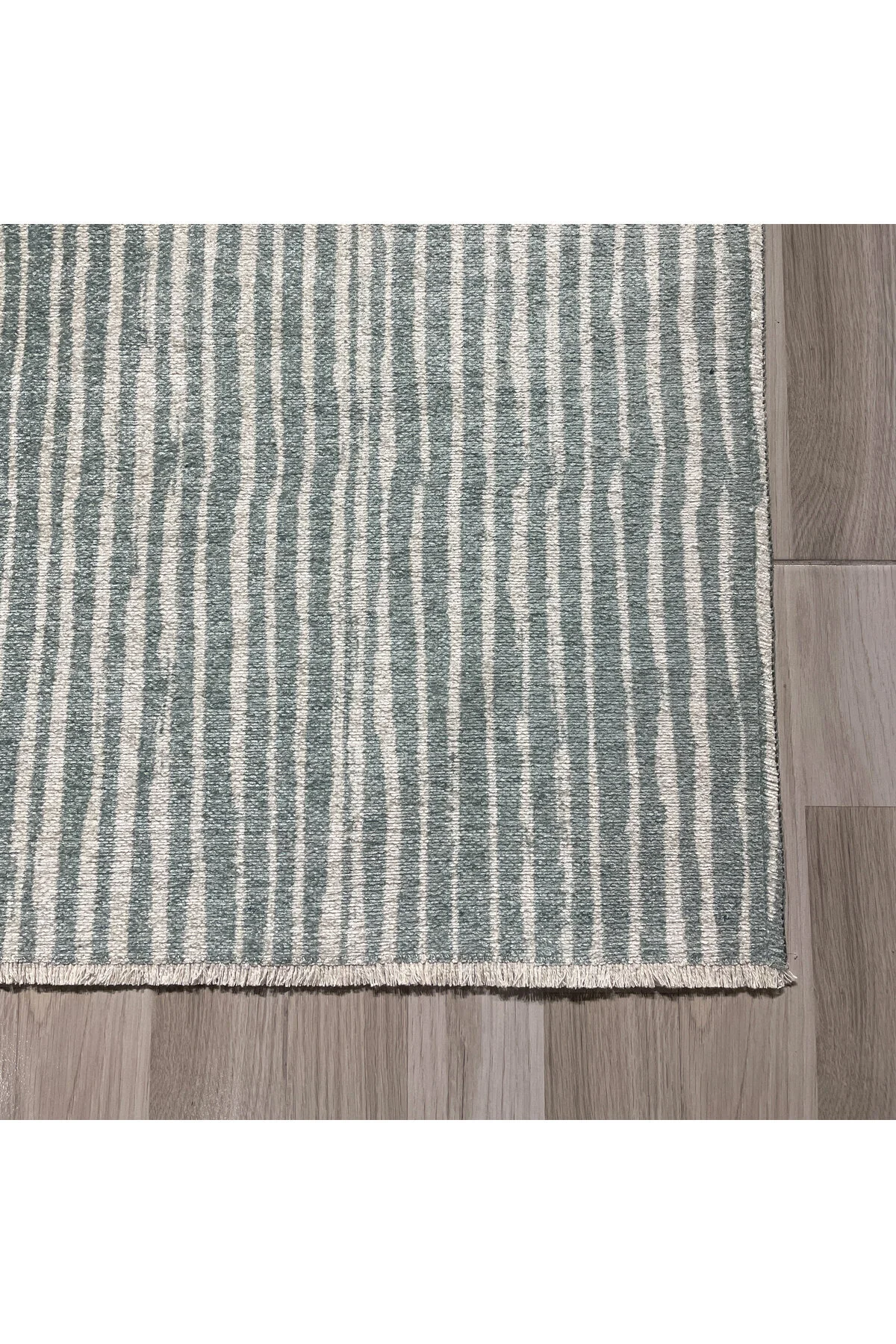 Yeşil saçaklı şönil pamuk dekoratif halı kilim