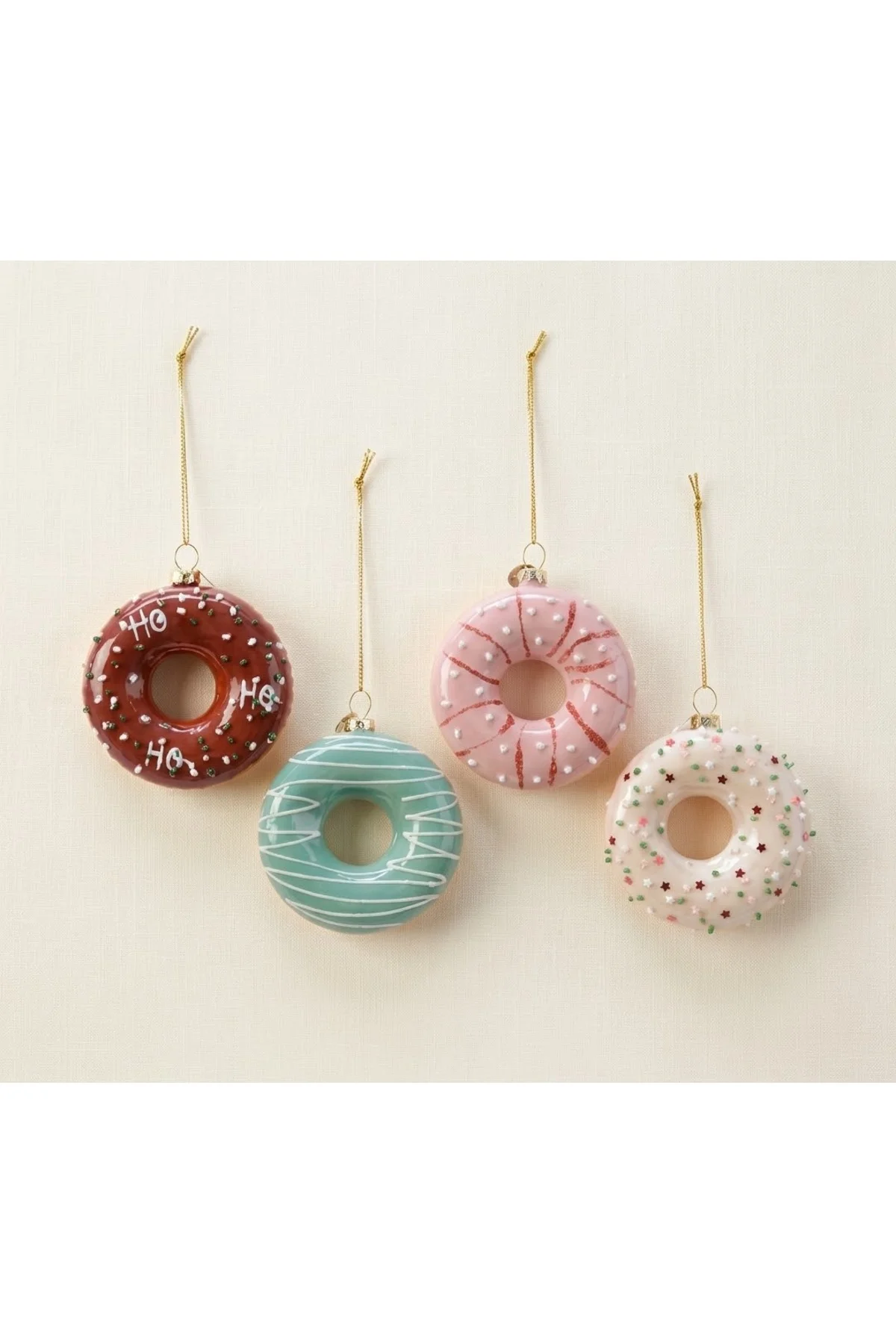 Yılbaşı Çam Ağacı Süsü 4'lü Cam Donut Süs Seti - Rengarenk El Yapımı Tasarım Ağaç Süsleri Yılbaşı Çam Ağacı Süsü 4'lü Cam Donut Süs Seti - Rengarenk El Yapımı Tasarım Ağaç Süsleri