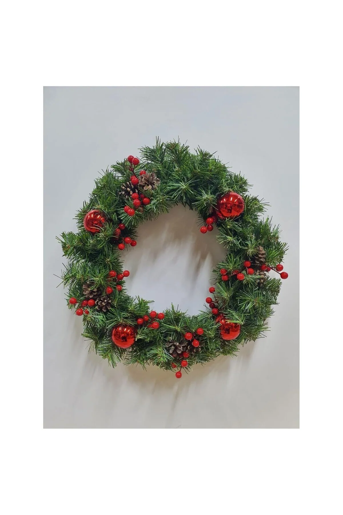 Yılbaşı Kapı Süsü Kapı Çelengi 30 x 30 Cm Yılbaşı Kozalaklı Lüks 