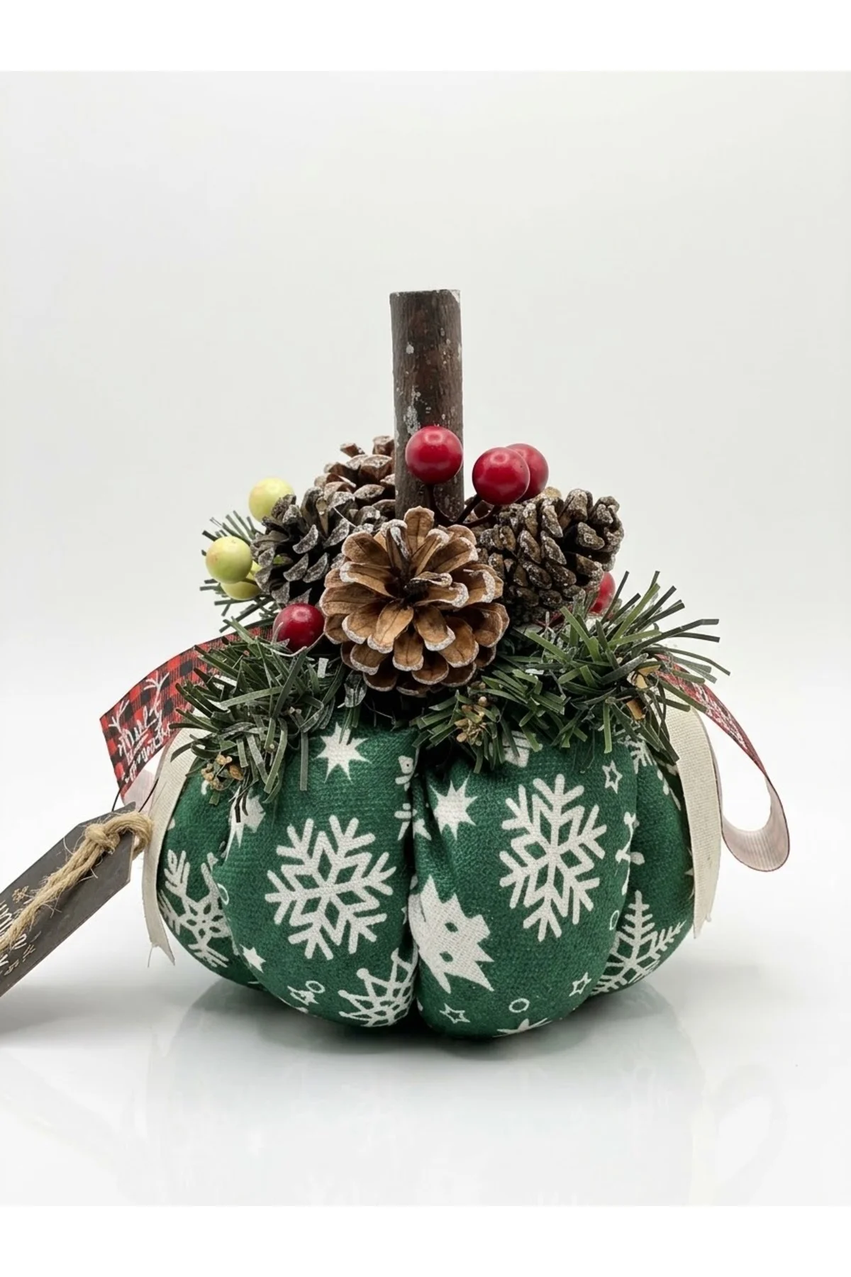 Yılbaşı Temalı Yeşil Kar Tanesi Desenli Dekoratif Balkabağı - Yılbaşı Süsü 20x15 cm