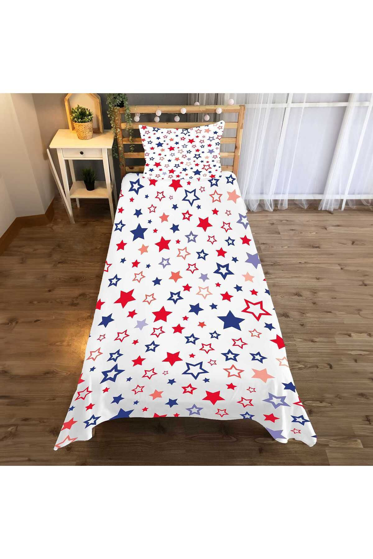 Evan Home Yıldız Desen Çocuk Odası Takım Perde (İki Kanat),Yatak Örtüsü,Yastık,Kırlent ,Halı,
