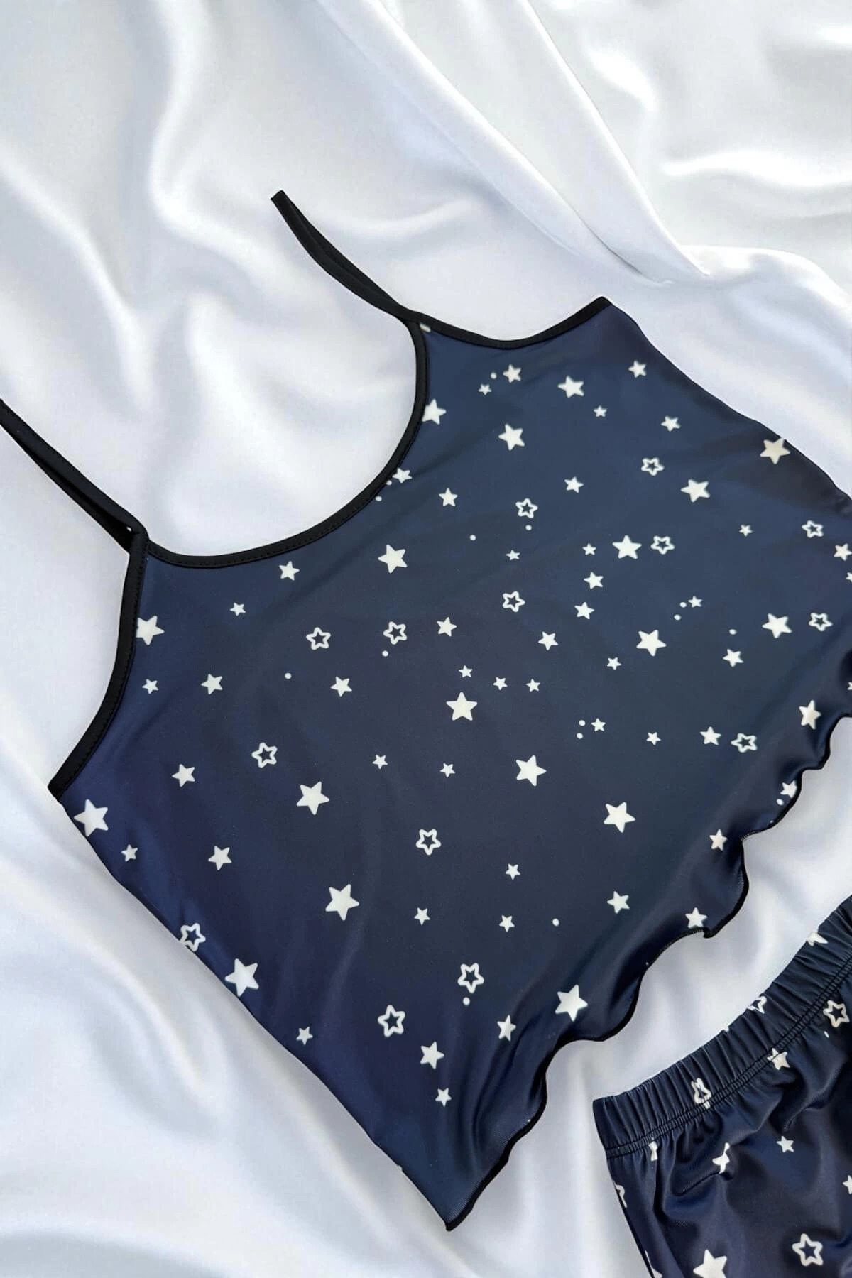 Yıldız Desenli Lacivert Şortlu Pijama Takımı