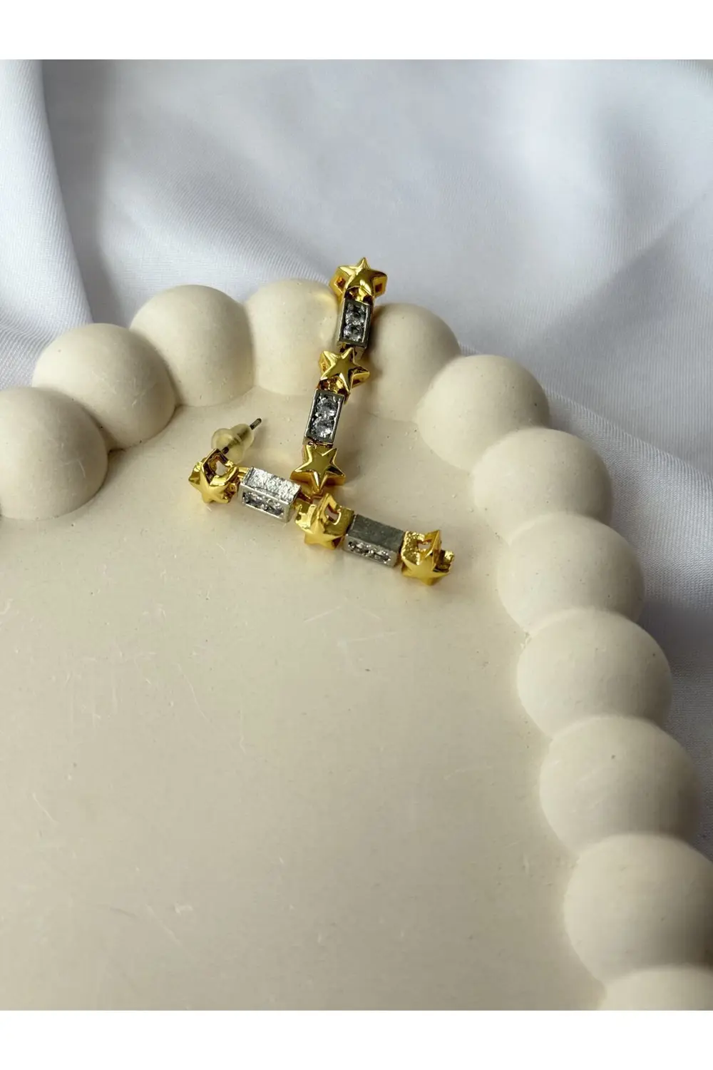 Atelier Emine Yıldız Desenli Sallantılı Küpe