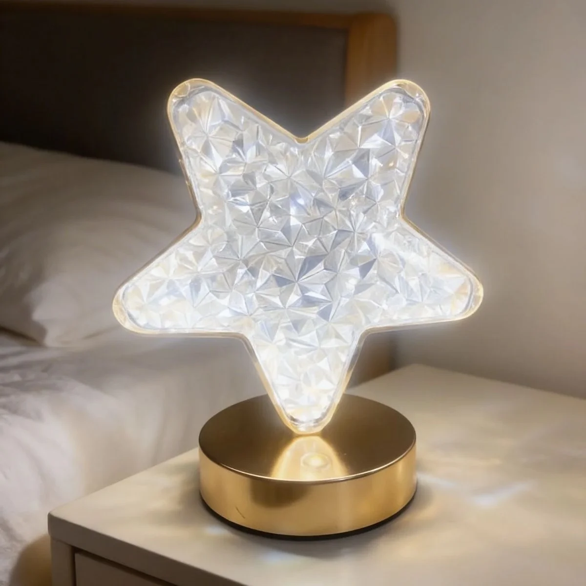 Yıldız Model Kristal Led Masa Lambası – Dokunmatik, 3 Renk Işık Modlu, Şarjlı Mini Dekoratif Gece Lambası Bx40 Fiyatı, Yorumları ve Özellikleri
