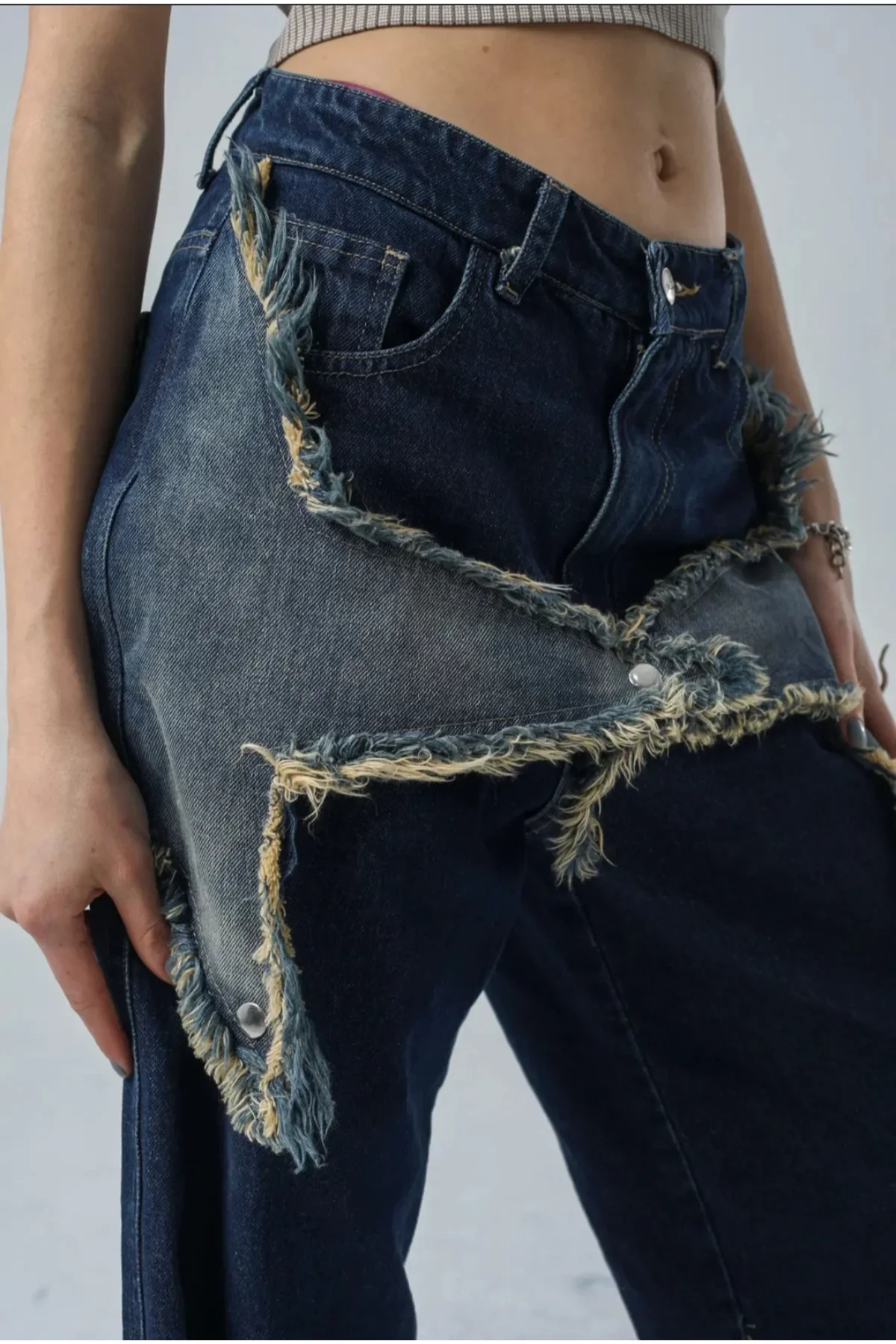 Yıldız Parça Detaylı Kargo Cep Baggy Jean Yıldız Parça Detaylı Kargo Cep Baggy Jean