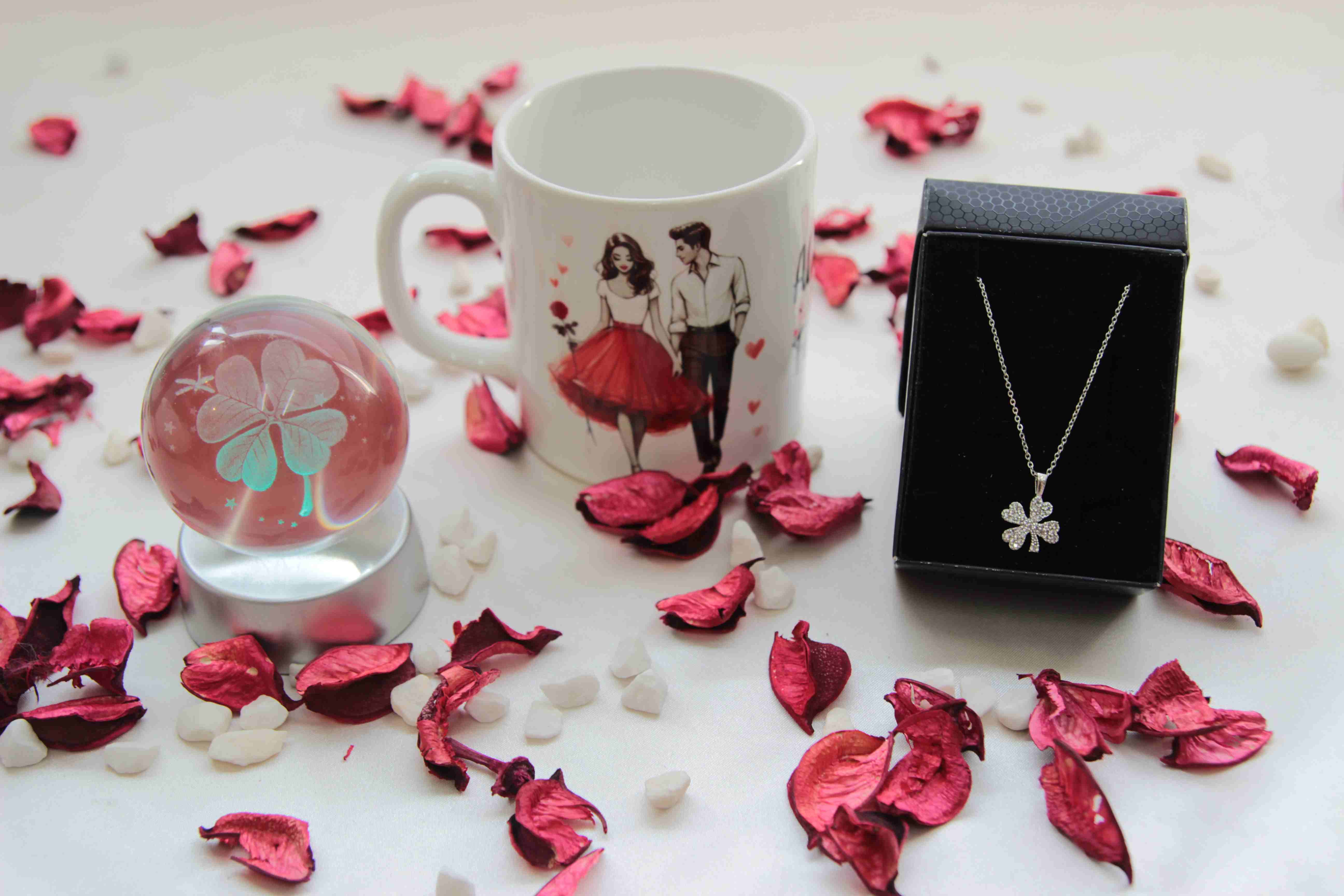 Home Yonca Cam Küre Yonca Kolye Always And Forever Kupa Sevgiliye Hediye