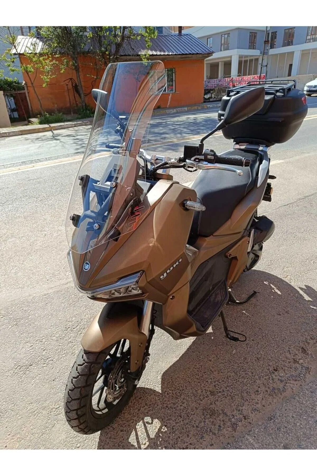 Yuki Adventure 150 Ön Cam 2023-2026 Model 75cm Şeffaf Renkli 4mm 