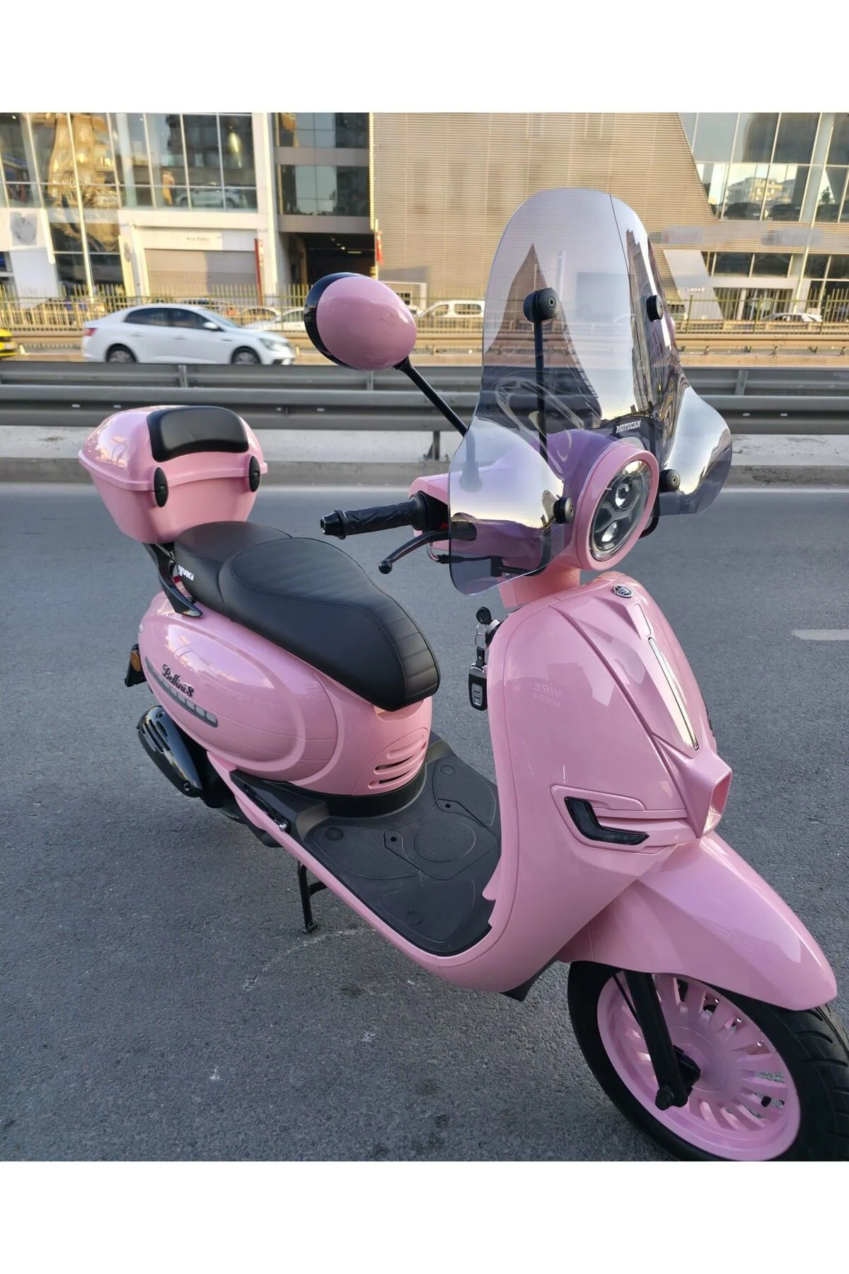 Yuki Bellini 125 Ön Cam 2024-2026 Model 44cm Füme Renkli 4mm