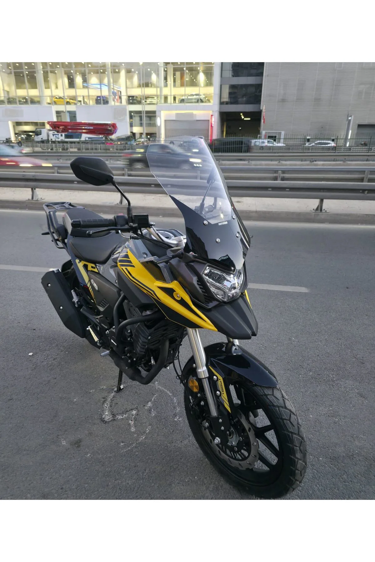 Yuki KPT 250 Ön Cam 2025-2026 Model 54cm Şeffaf Renkli 4mm