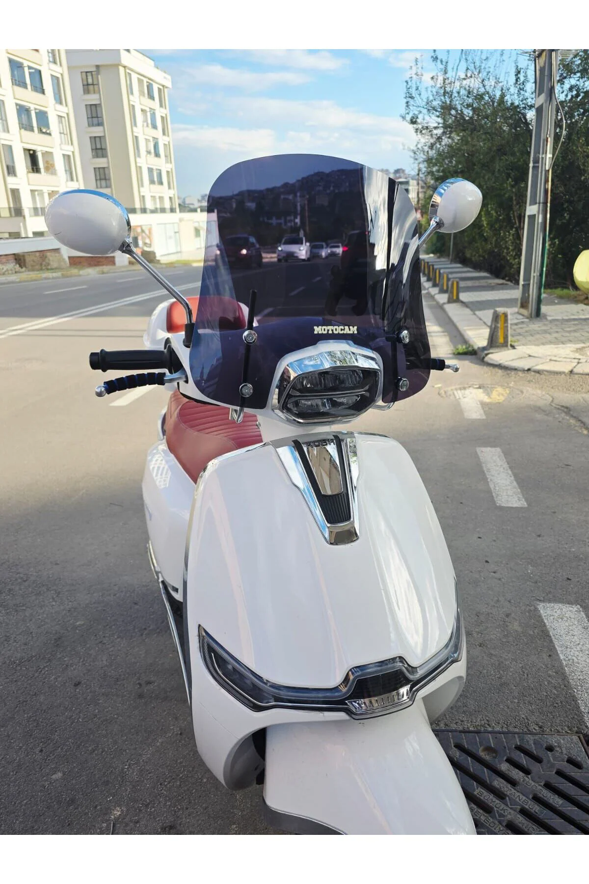 Yuki Mojito 50 Ön Cam 2022-2026 Model 39cm Siyah Renkli 4mm APARATSIZ