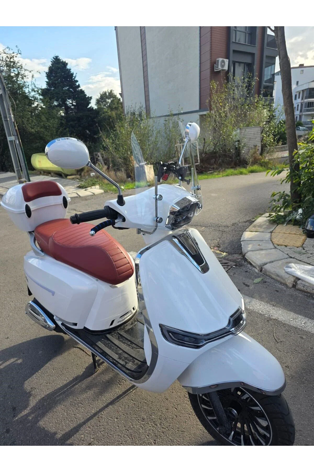 Yuki Mojito 50 Ön Cam 2022-2026 Model 39cm Şeffaf Renkli 4mm APARATSIZ