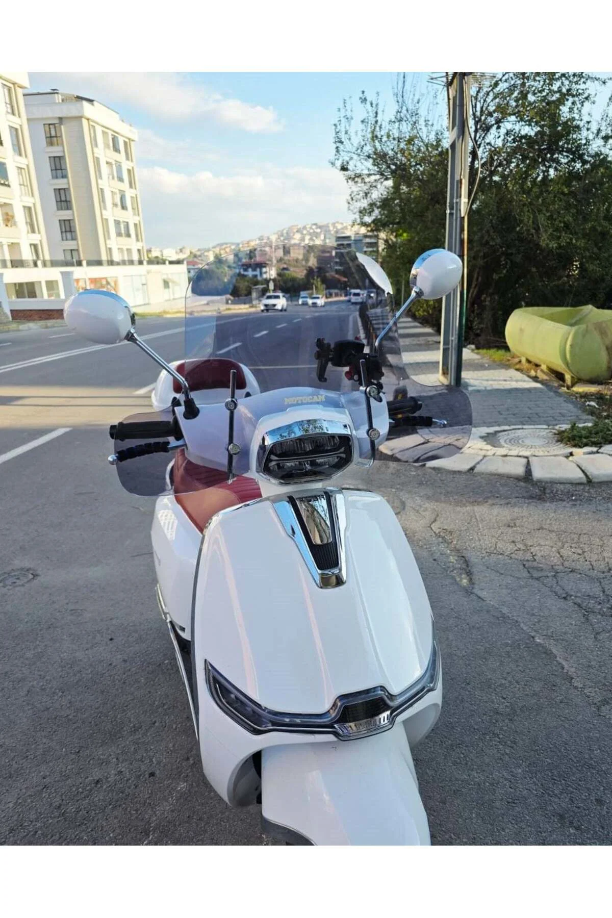 Yuki Mojito 50 Ön Cam 2022-2026 Model 43cm Füme Renkli 4mm Elcikli APARATSIZ