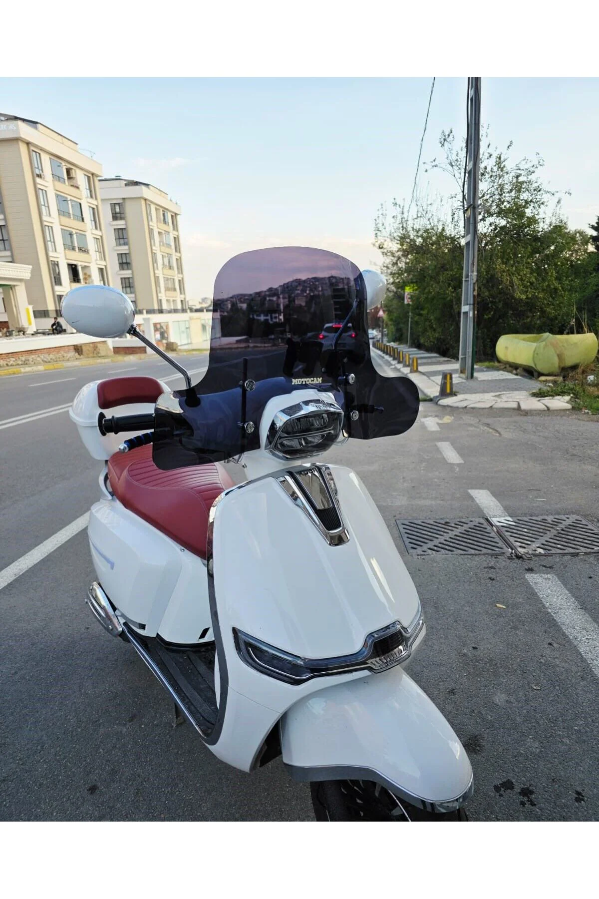 Yuki Mojito 50 Ön Cam 2022-2026 Model 43cm Siyah Renkli 4mm Elcikli APARATSIZ