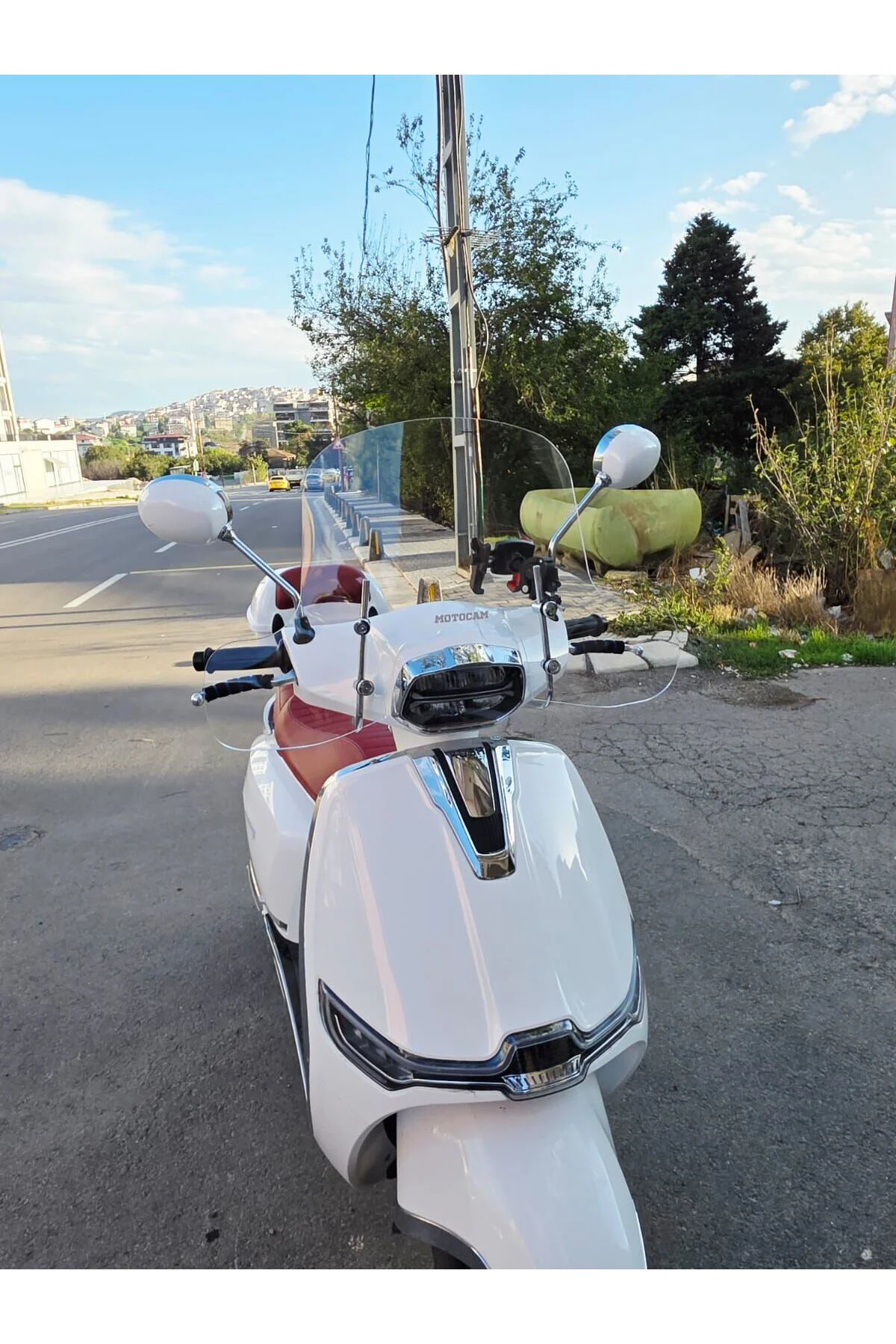 Yuki Risotto 125 Ön Cam 2022-2026 Model 43cm Şeffaf Renkli 4mm Elcikli APARATSIZ